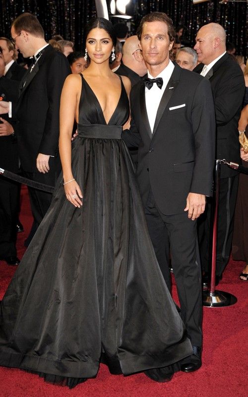 2011 Oscars - Matthew McConaughey &amp; Camila Alves