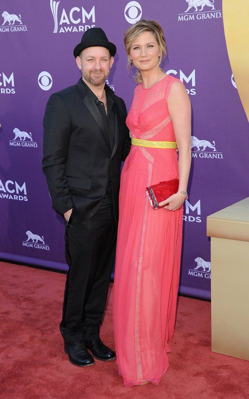 Academy of Country Music Awards - April 1, 2012, Sugarland