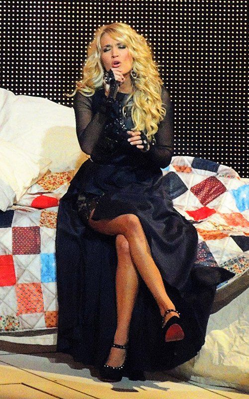 Los Angeles - October 16, 2012, Carrie Underwood