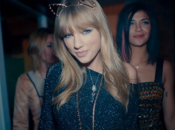 Taylor Swift : 22 (Video) photo taylor-swift-22vid-celebritybug.jpg