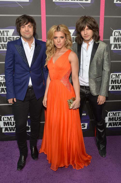 2013 CMT Music Awards photo the-band-perry-060513-202.jpg