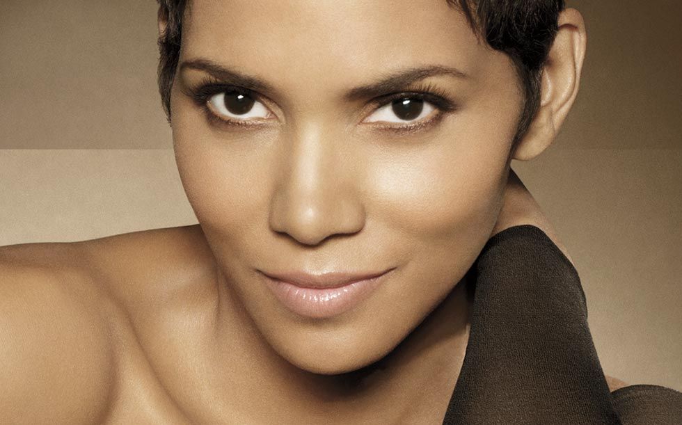 halle berry 2011 naacp image awards. HALLE TO APPEAR AT NAACP IMAGE