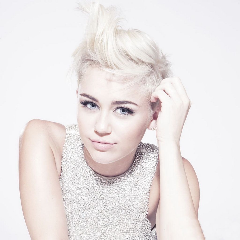 Miley Cyrus, Miley Cyrus