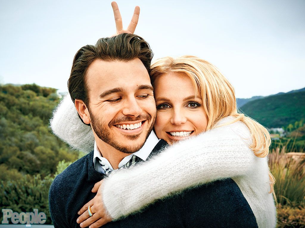 Britney Spears : People (April 2015) photo britney-spears-0-1024.jpg