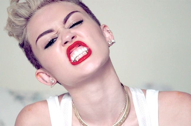Miley Cyrus : We Can't Stop (Video) photo miley-cyrus-we-cant-stop-1-650-430.jpg