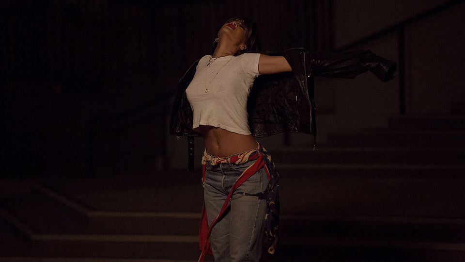 Rihanna : American Oxygen (Video) photo rihanna-american-oxygen-video-1.jpg