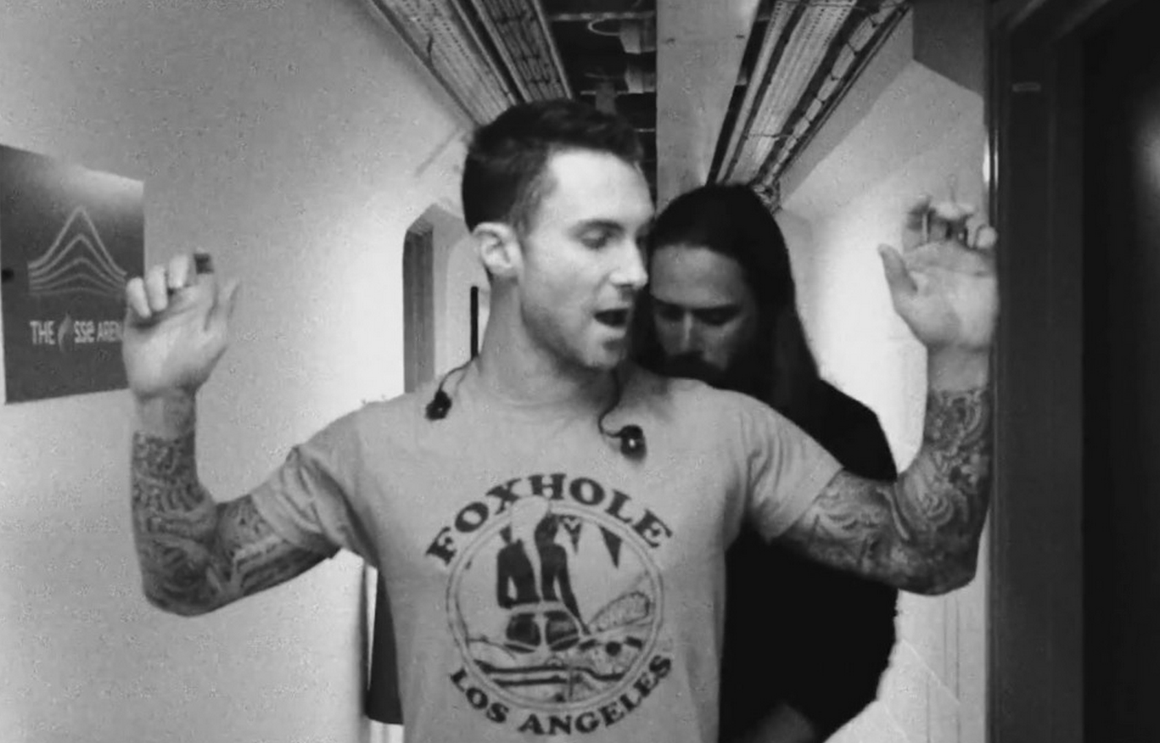 Maroon 5 : This Summer's Gonna Hurt Like A Motherfucker (Video) photo screen-shot-2015-05-31-at-11-36-54-pm.png