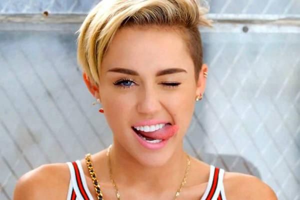 Miley Cyrus photo web_miley-cyrus-2_big_ce.jpg