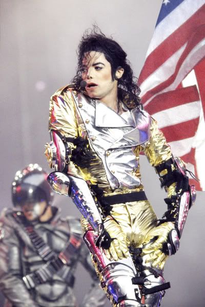 44_michaeljackson.jpg