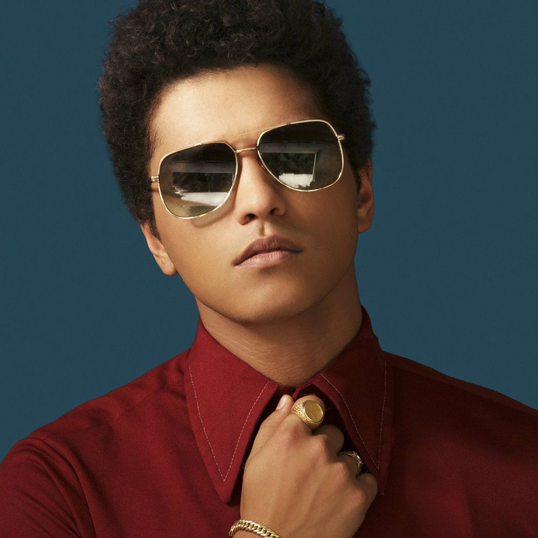 Bruno Mars Shines On 'The X Factor (US)' - Celebrity Bug
