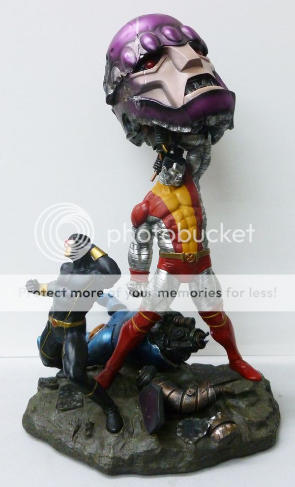 Colossus & Cyclops Exclusive X-Men vs Sentinel Sideshow Diorama Statue